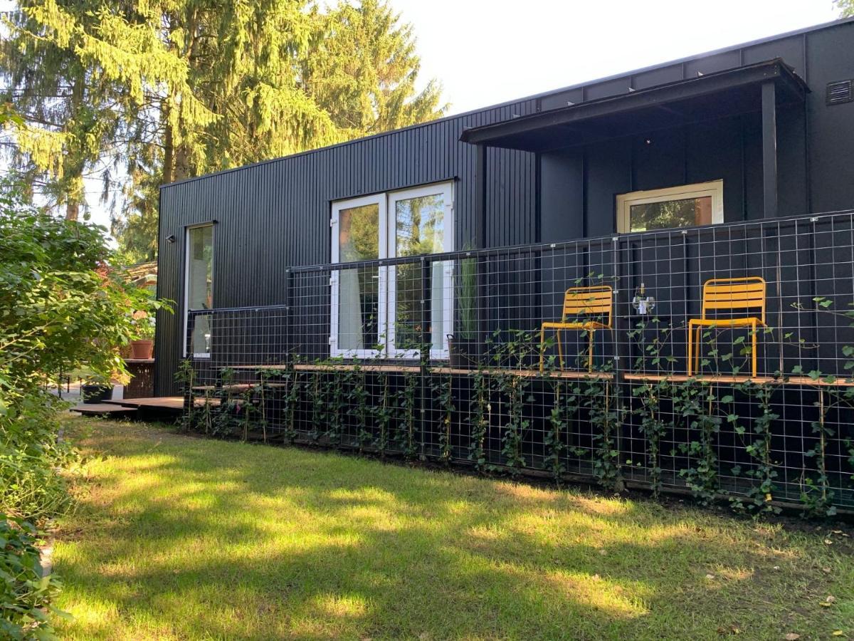 Black Cabin, Uniek Nieuw Verblijf Midden Op De Veluwe Koudhoorn Exterior foto